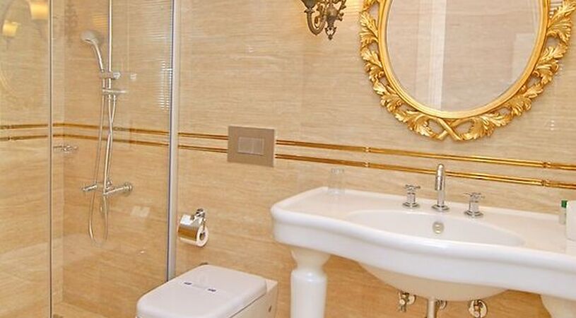 Aspen Hotel - Special Class