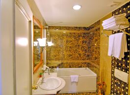 Aspen Hotel - Special Class