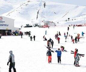 Bozdağ Kayak Merkezi