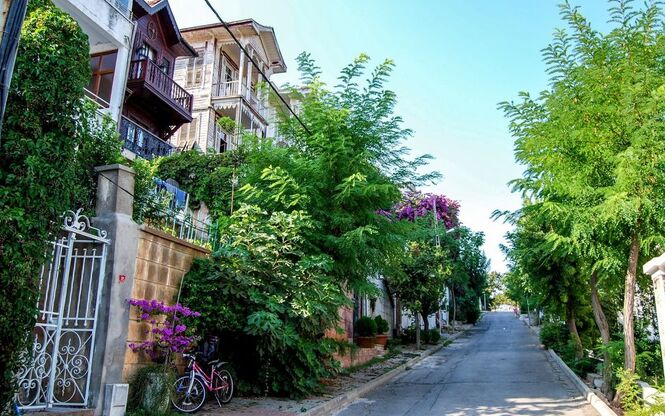 İSTANBUL TAKSİM GALATA KULESİ VE ADALAR